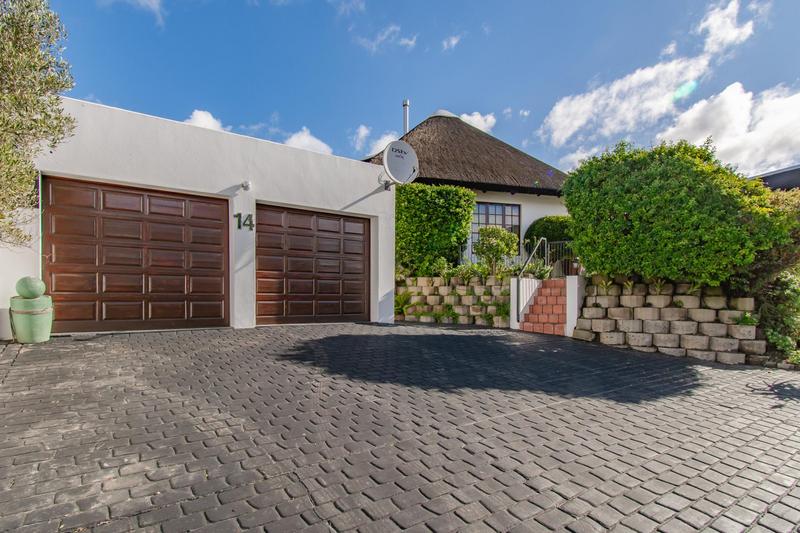 3 Bedroom Property for Sale in Vergesig Western Cape